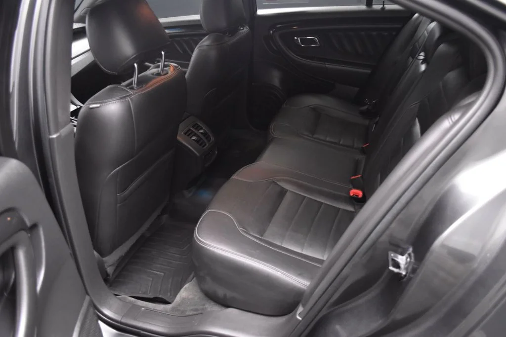 Used 2018 Gray Ford SHO image 20