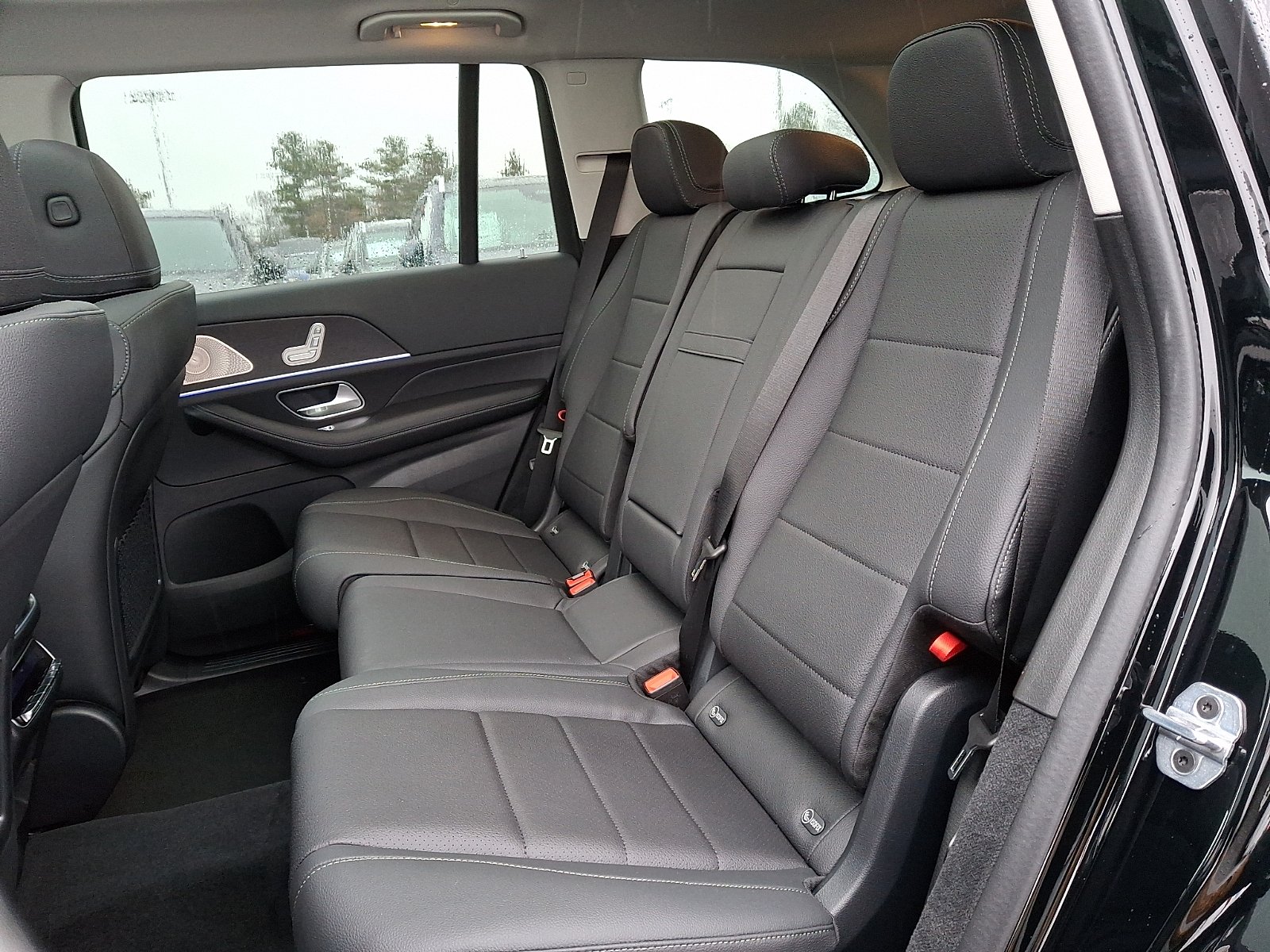 New 2026 Black Mercedes-Benz GLS 450 image 8