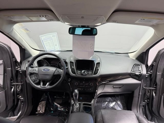 Used 2018 Magnetic Ford Titanium image 31