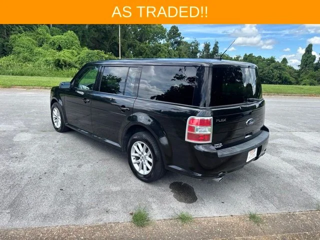 Used 2013 Black Ford SE image 5