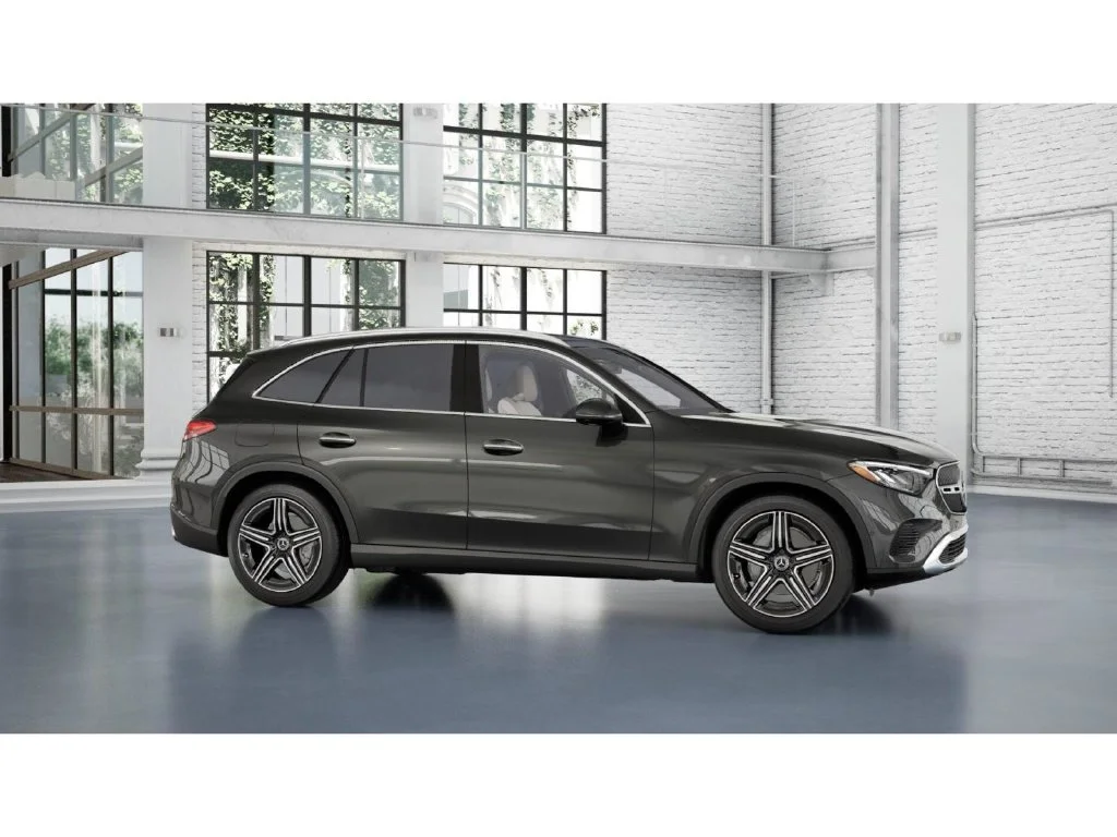 New 2027 Gray Mercedes-Benz GLC 300 image 44