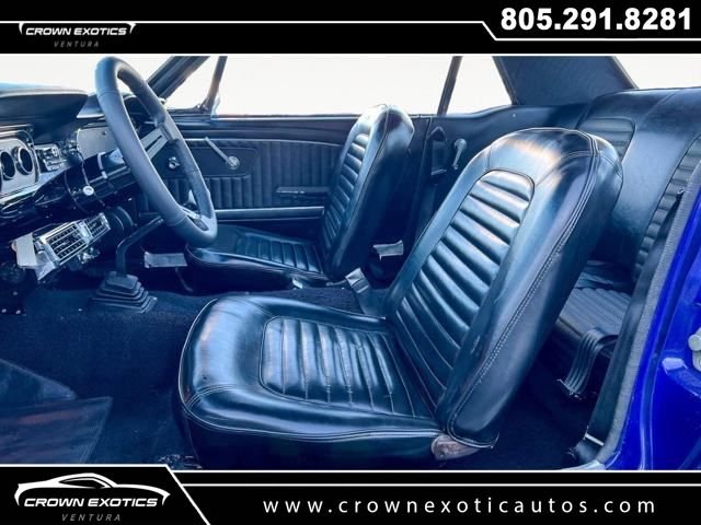 Used 1965 Blue Ford  image 11