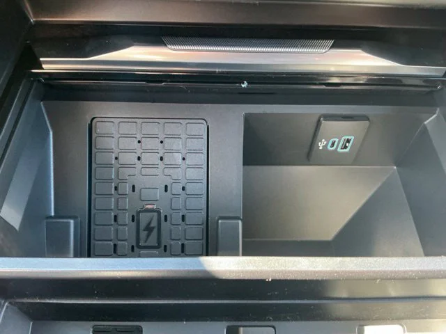 New 2027 Gray Ford Platinum image 46
