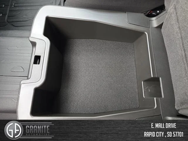 New 2026 Sterling Metallic GMC SLE image 34