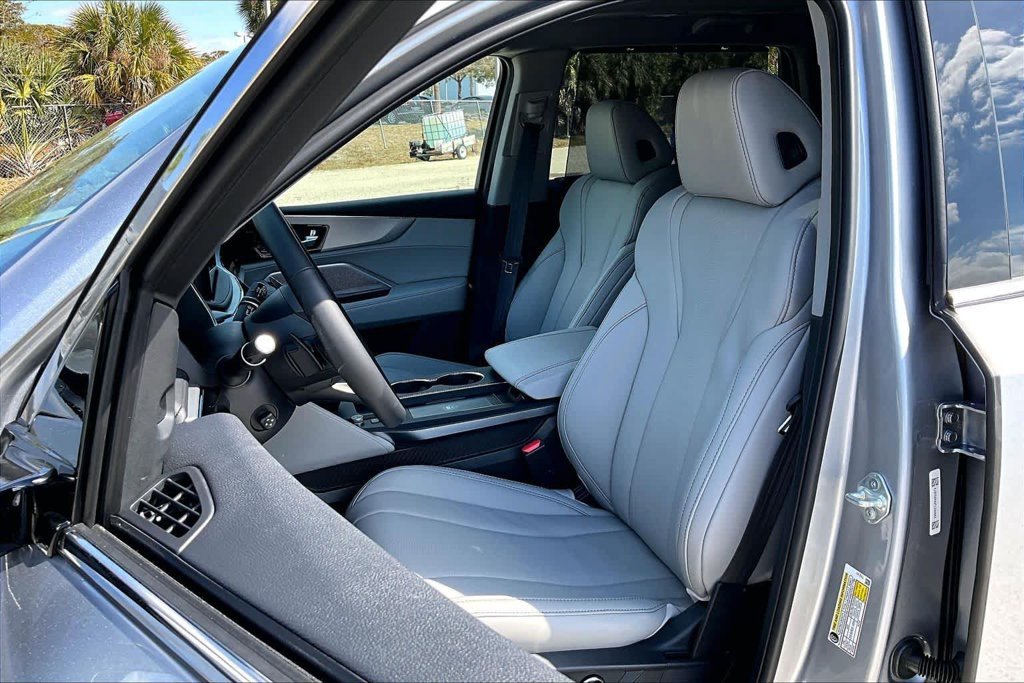 Used 2026 Silver Acura Technology Package image 9