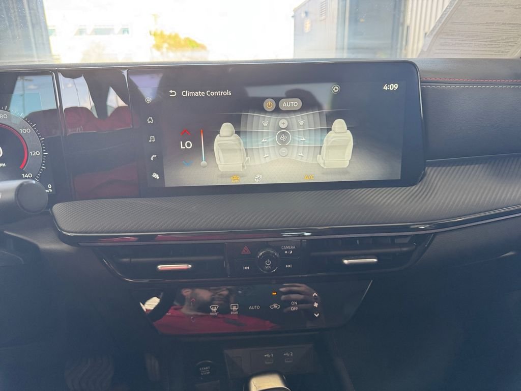 Certified Used 2025 Gray Nissan SR image 11