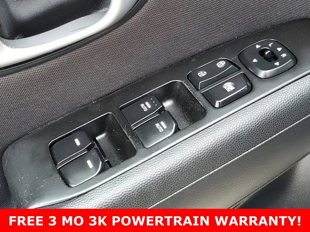 2015 Kia Soul + - Photo 20