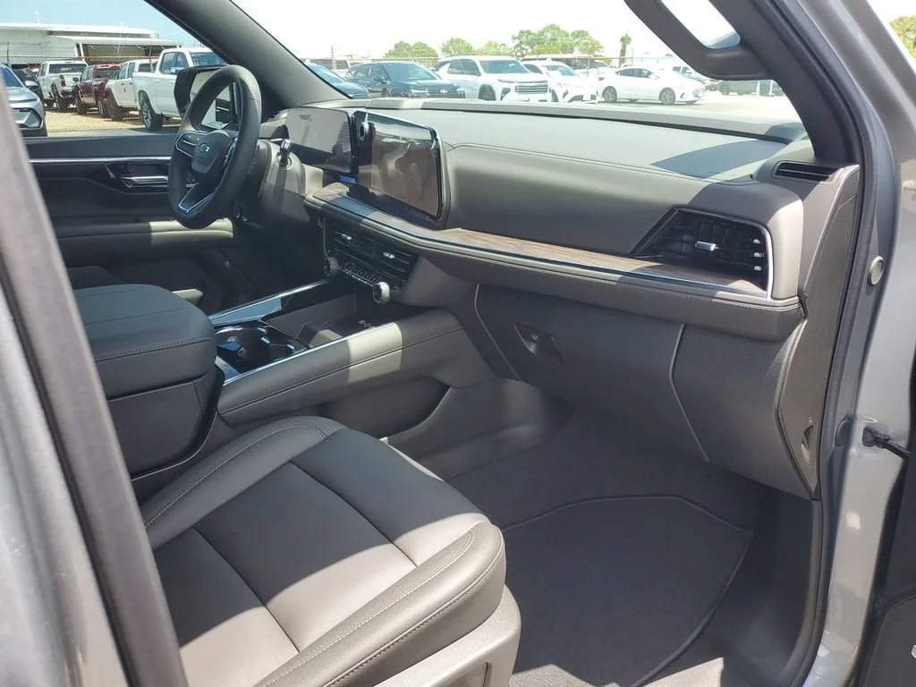 New 2026 Sterling Gray Metallic Chevrolet Z71 image 30