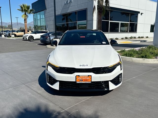 New 2026 Snow White Pearl Kia GT image 2
