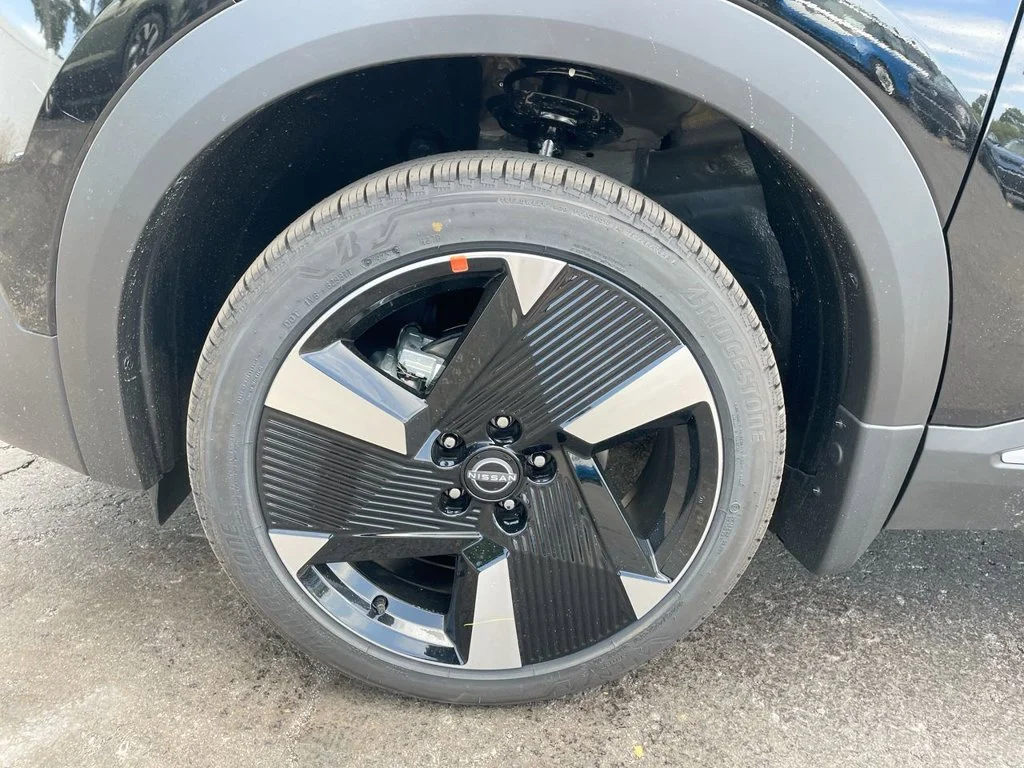 Certified Used 2026 Black Nissan SR image 54