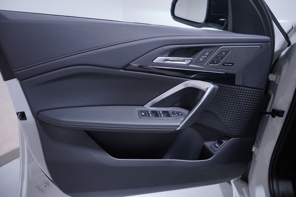 2026 BMW X2 28i - Photo 15