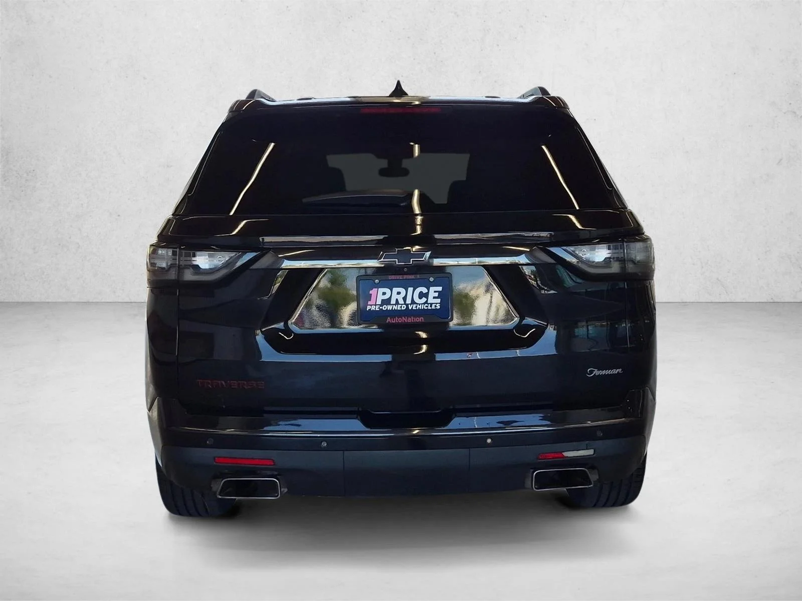 Used 2018 Mosaic Black Metallic Chevrolet Premier image 7