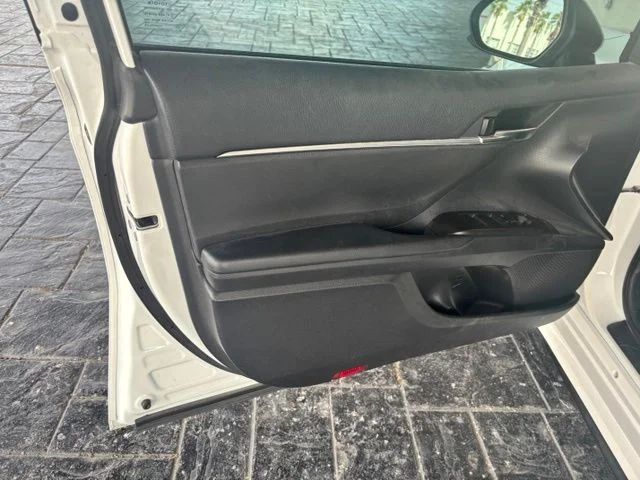 Used 2021 White Toyota SE image 9