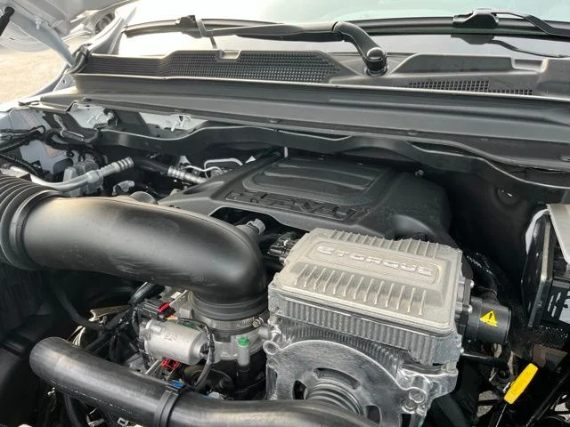 New 2026 Bright White Clear-Coat Exterior Paint RAM Laramie image 26