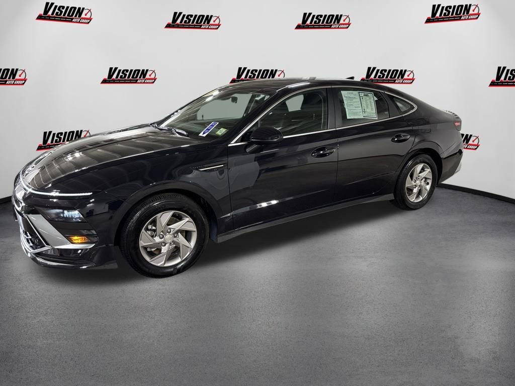Used 2026 Blue Hyundai SE image 8