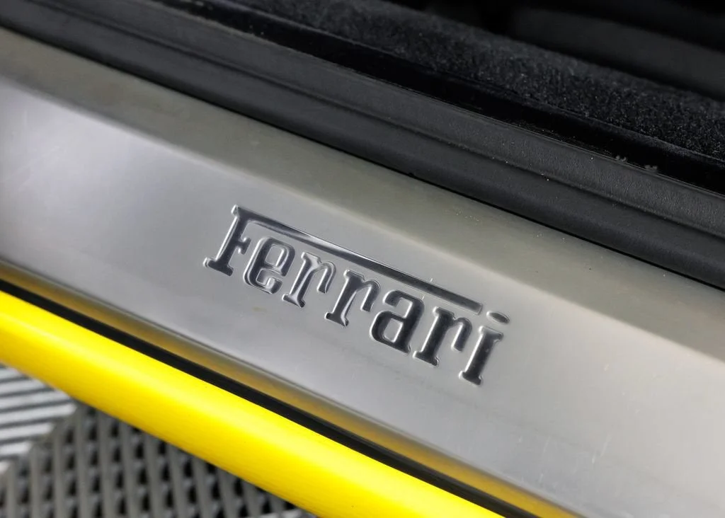 Used 2005 Giallo Modena Ferrari Spider image 35