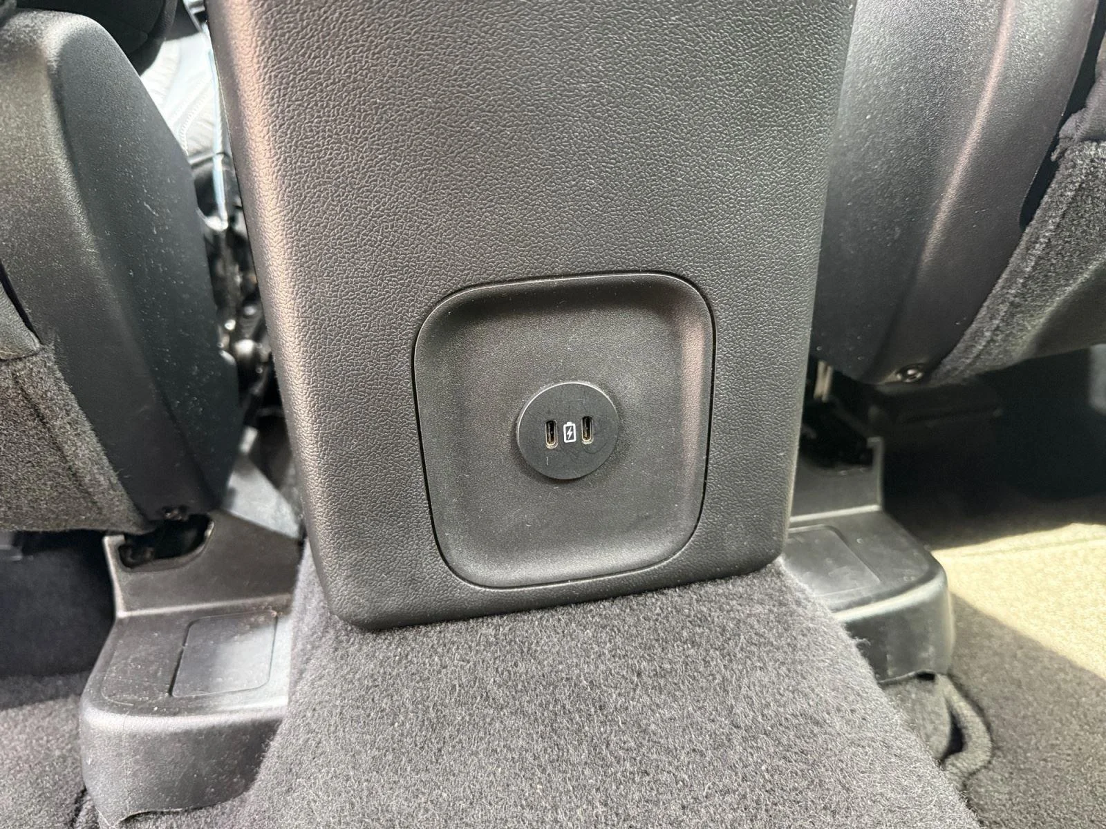 Used 2024 Iconic Silver Ford Active image 20