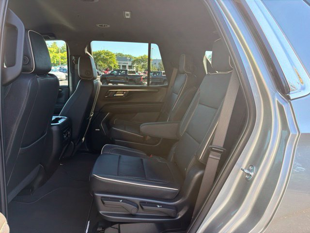 Used 2025 Sterling Gray Metallic Chevrolet Premier image 25