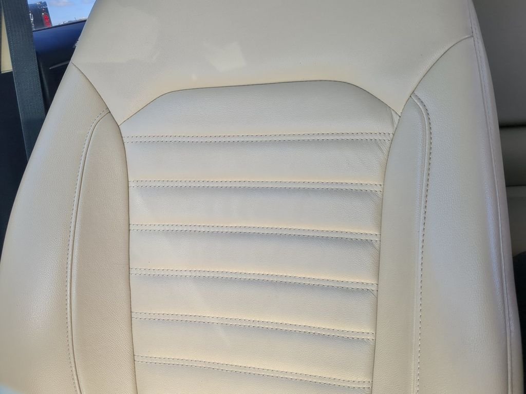 Used 2017 White Gold Metallic Ford SEL image 24