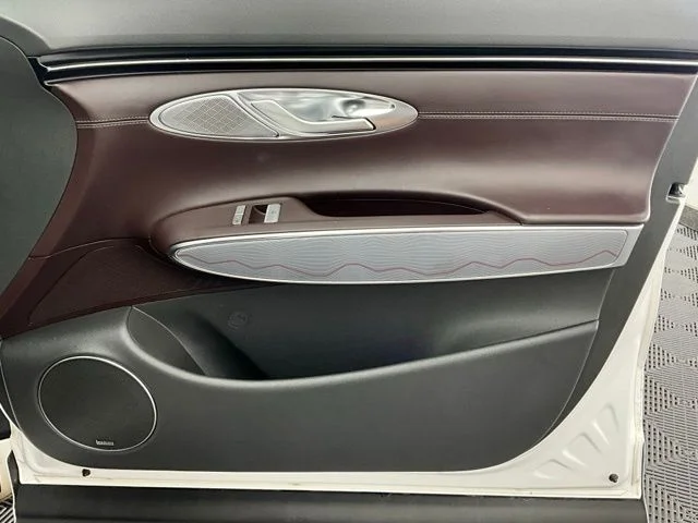 2023 GENESIS GV70 Standard - Photo 13