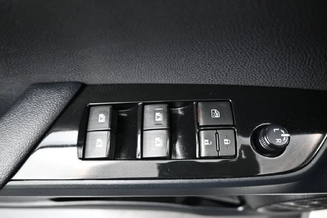 Used 2016 Silver Toyota Four Touring image 14