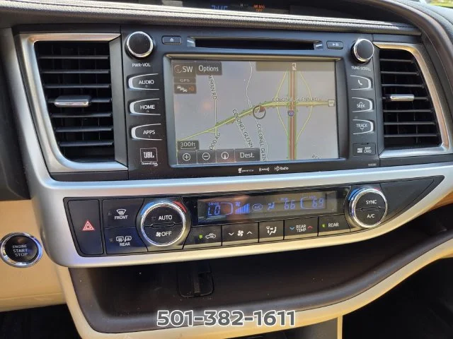 Used 2019 White Toyota Limited Platinum image 29