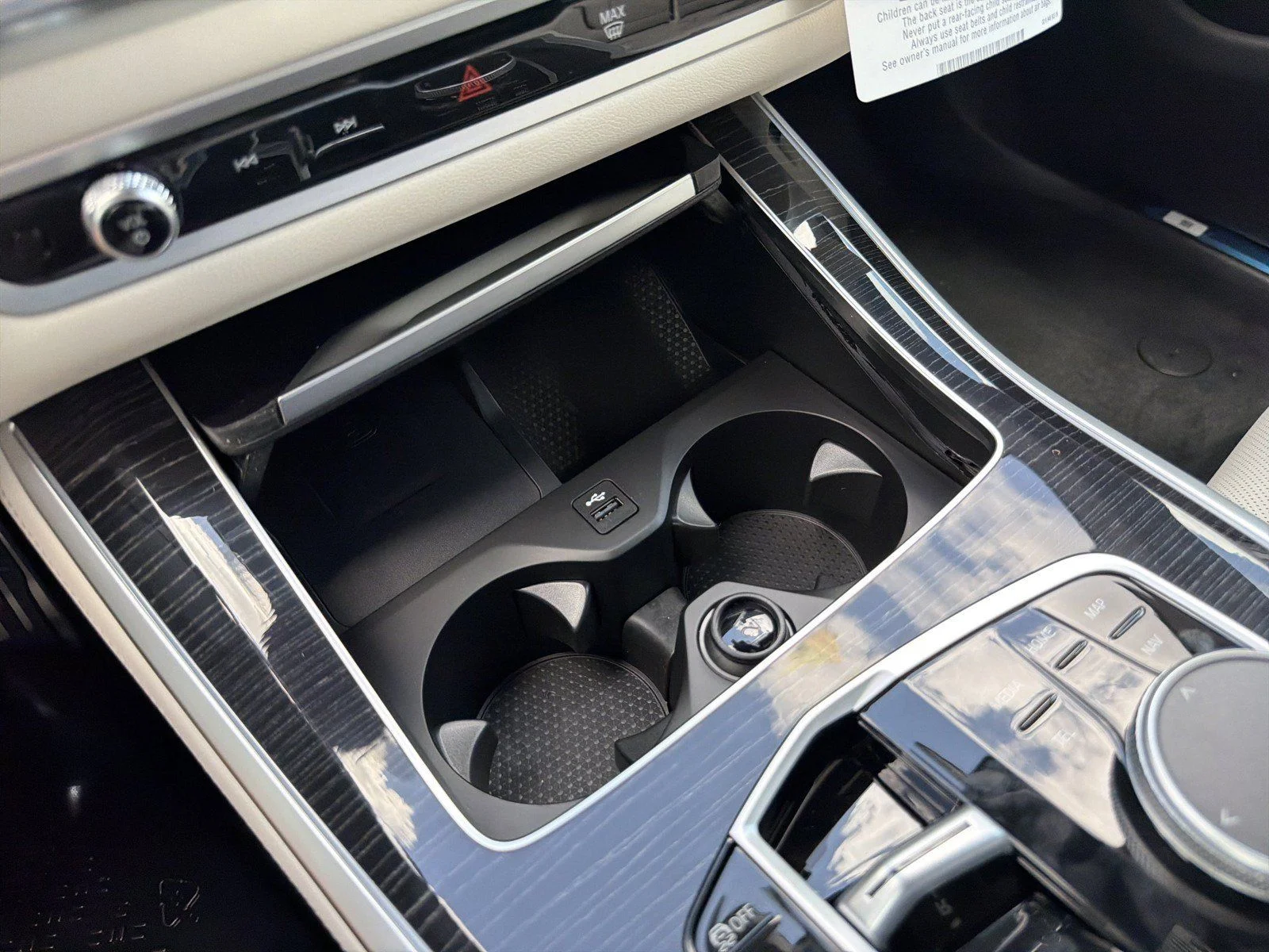 New 2026 Brooklyn Grey Metallic BMW xDrive40i image 37