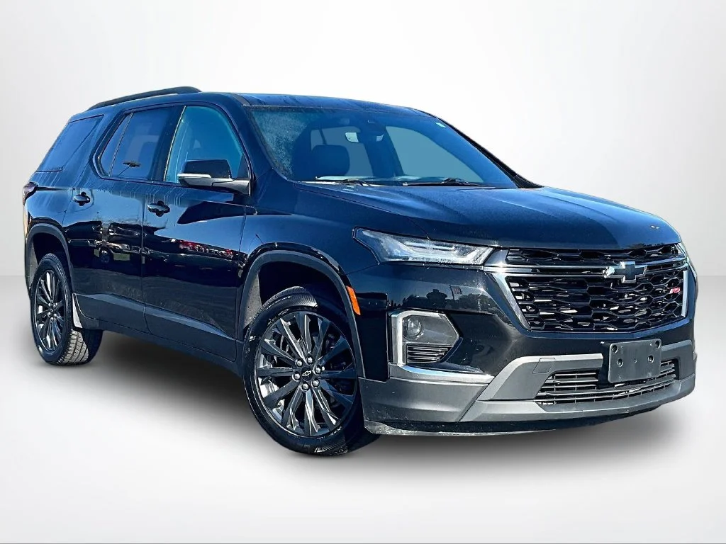 Used 2022 Black Chevrolet RS image 10