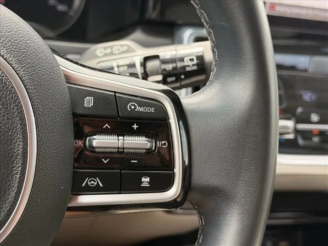 Used 2022 Gray Kia SX image 24