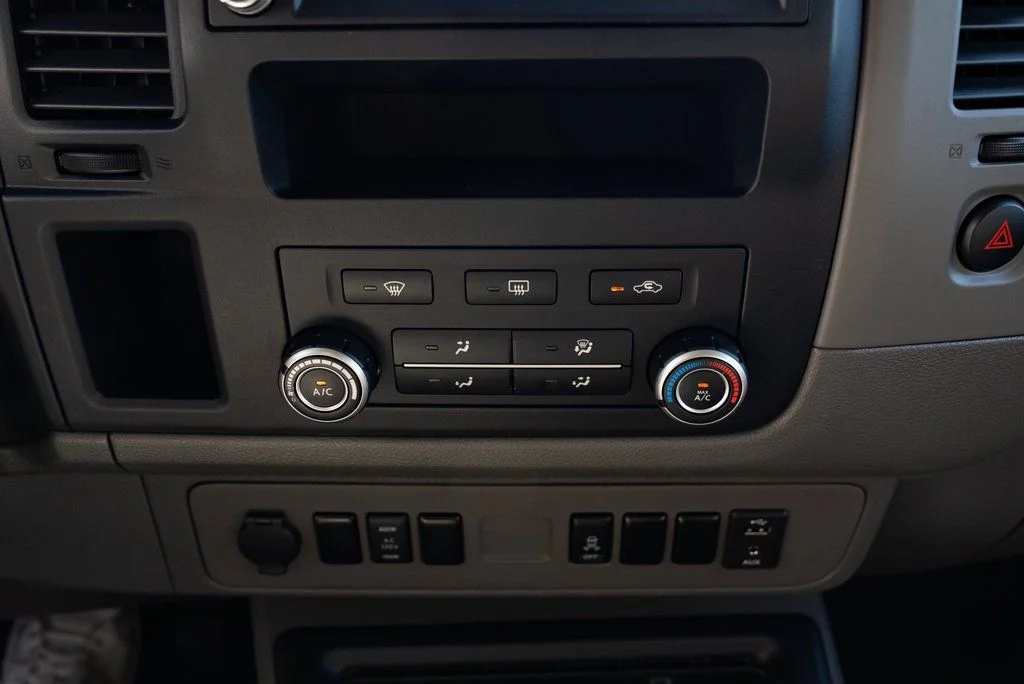 Used 2020 Silver Nissan SV image 17