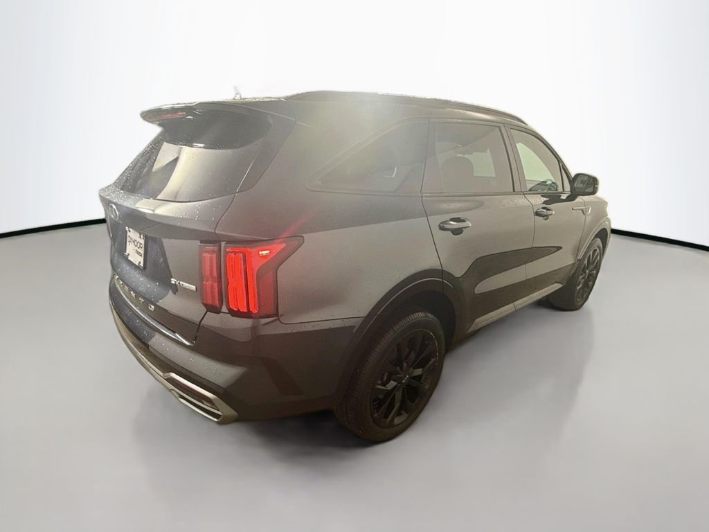 Used 2021 Gravity Grey Kia SX image 8
