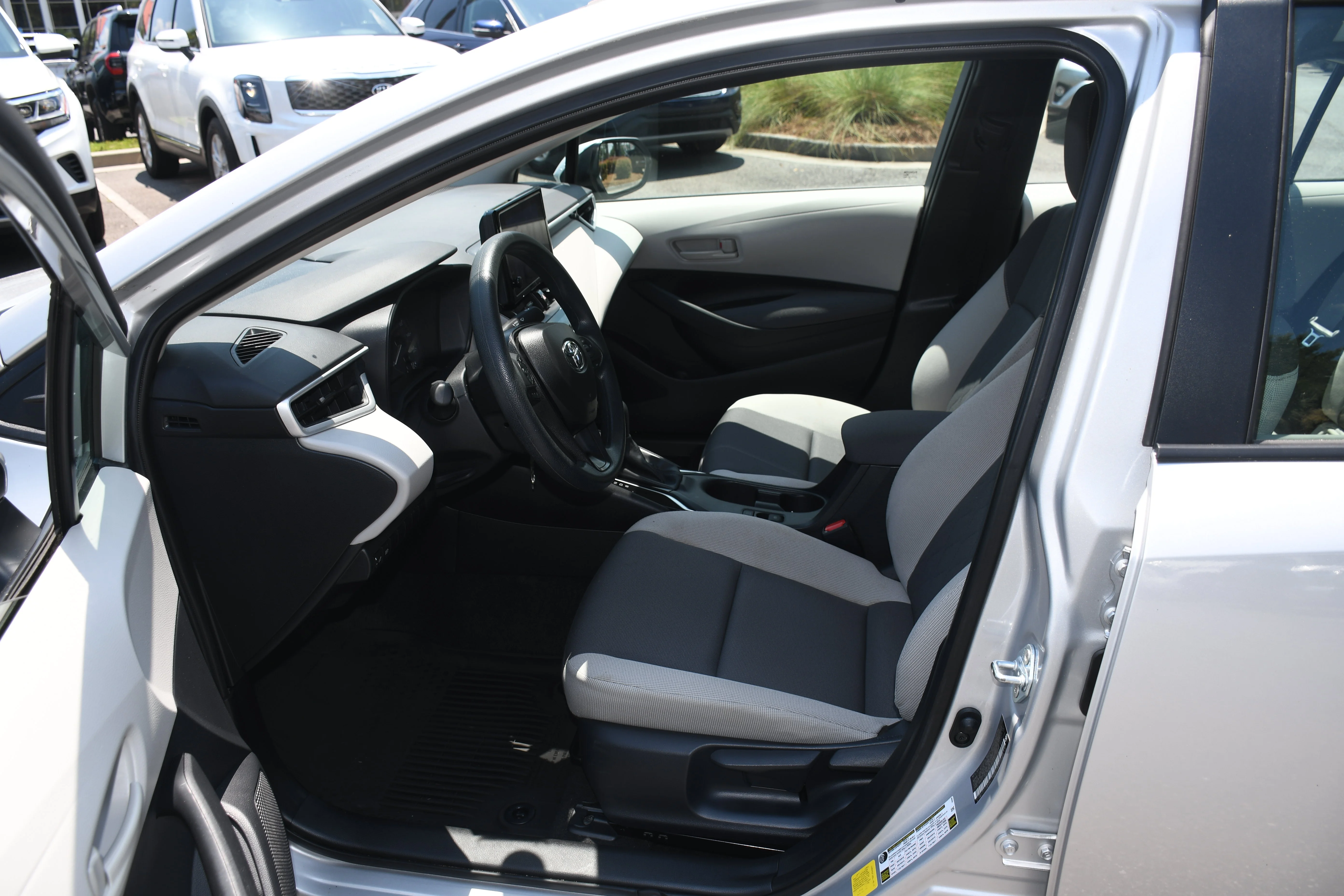 Used 2025 Silver Toyota LE image 7