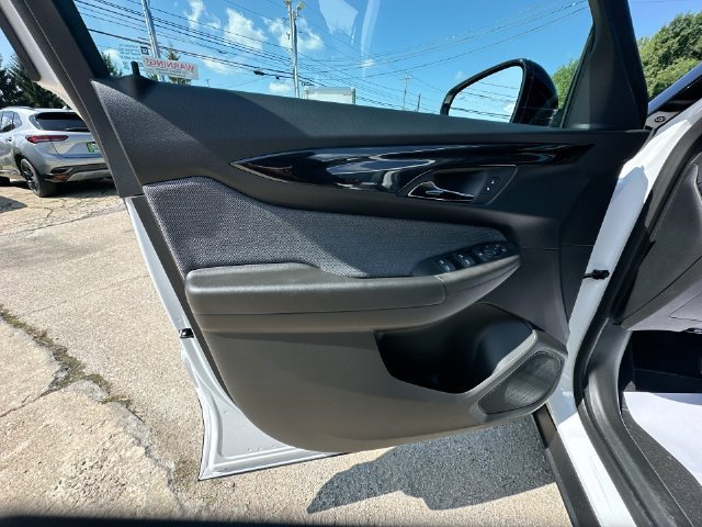 New 2026 Summit White Chevrolet LT image 24