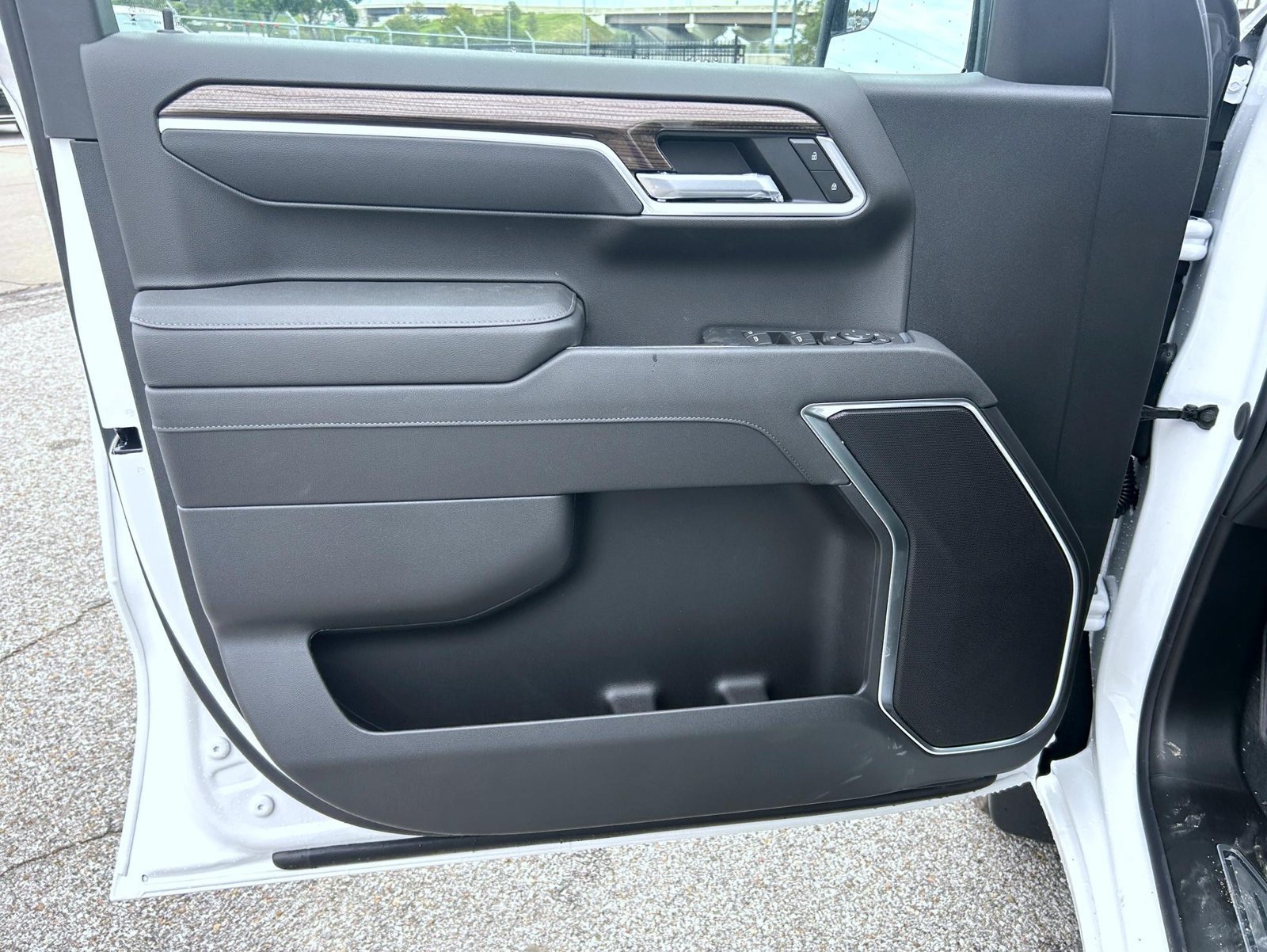 2026 Chevrolet Silverado 1500 LT - Photo 9