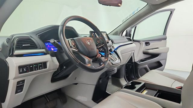 Used 2020 Gray Honda Elite image 16
