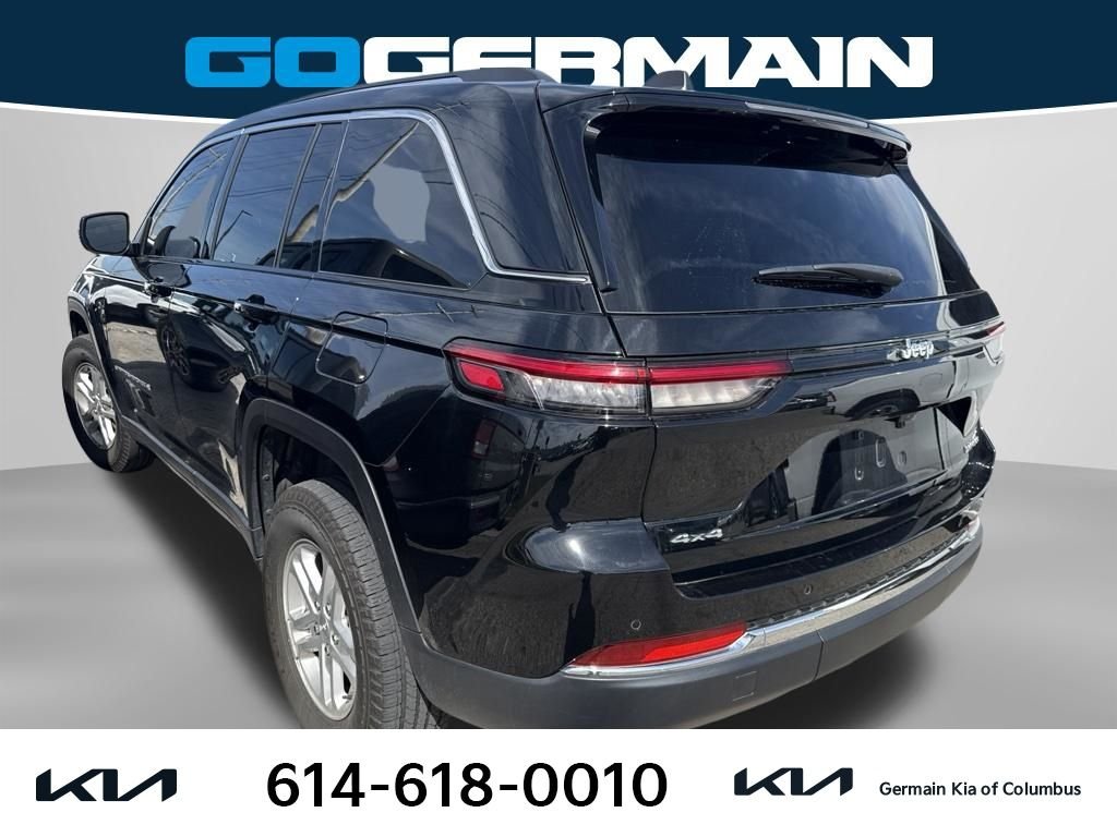 Used 2023 Black Jeep Laredo image 2