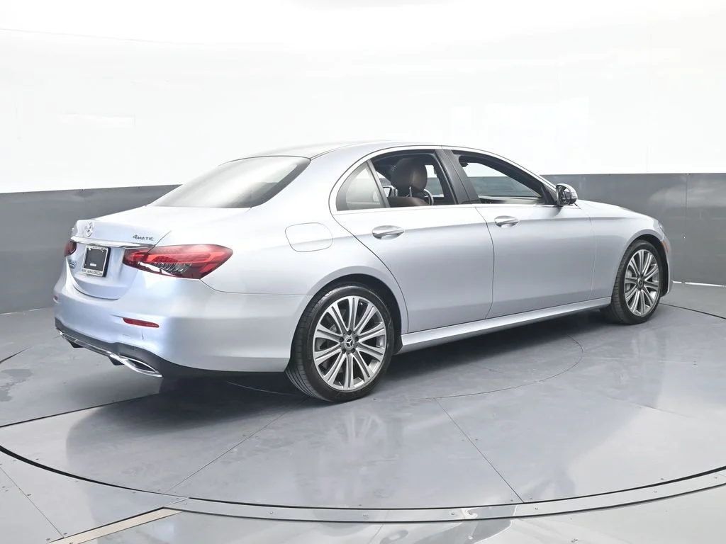 Used 2021 Gray Metallic Mercedes-Benz E 450 image 6