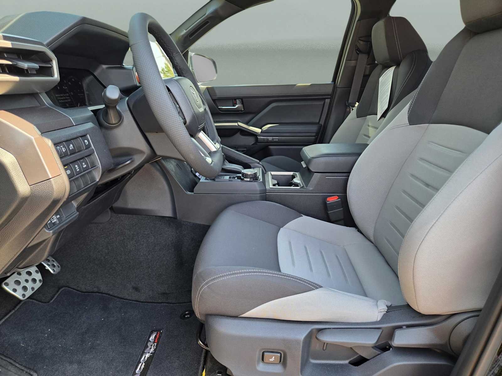 2025 Toyota Tacoma TRD Sport - Photo 21