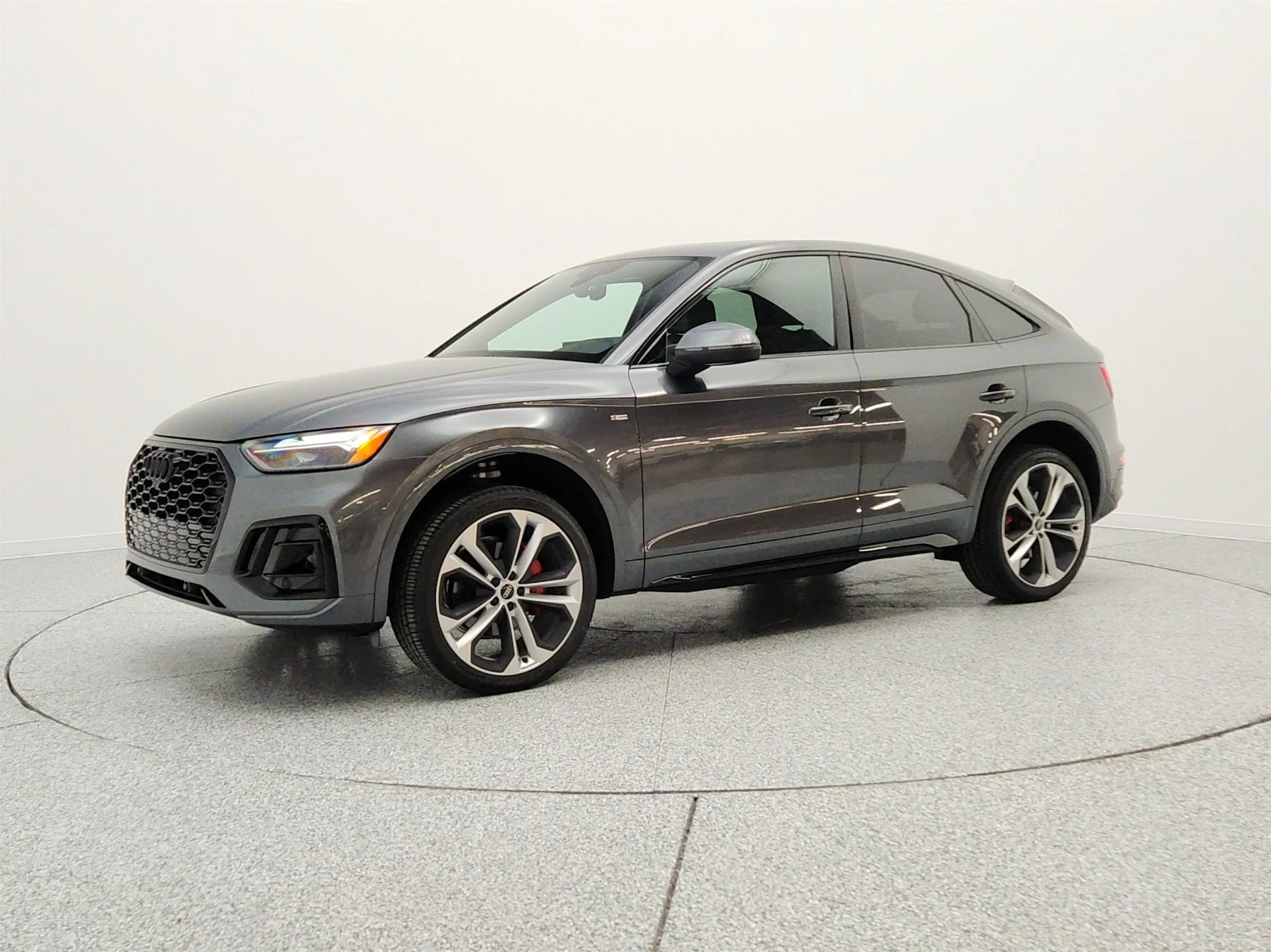 2024 Audi Q5 Sportback 45 Premium Plus's photo