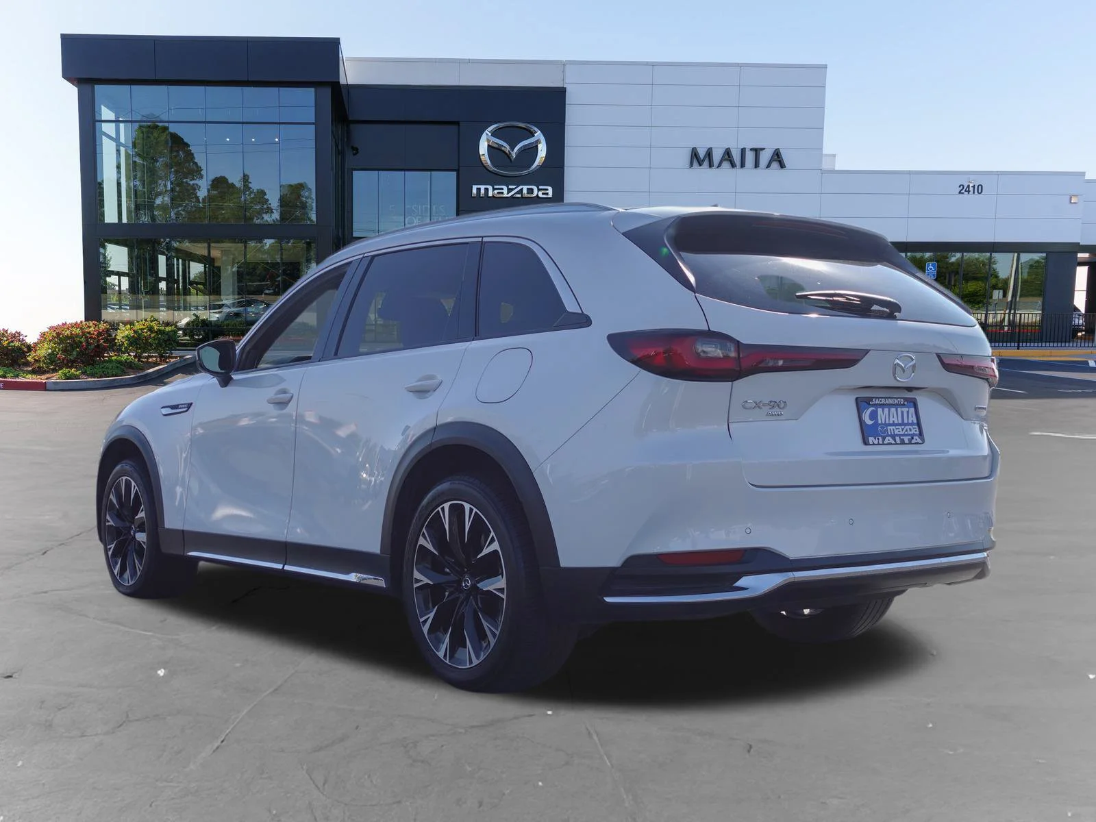 Certified Used 2024 Rhodium White Premium Mazda Premium Plus image 6
