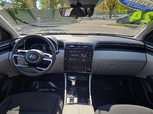 Used 2024 Black Hyundai SEL image 15