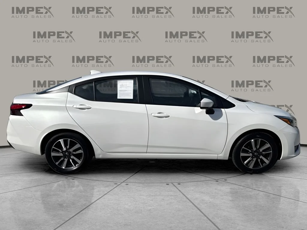 Used 2025 White Nissan 1.6 SV image 6