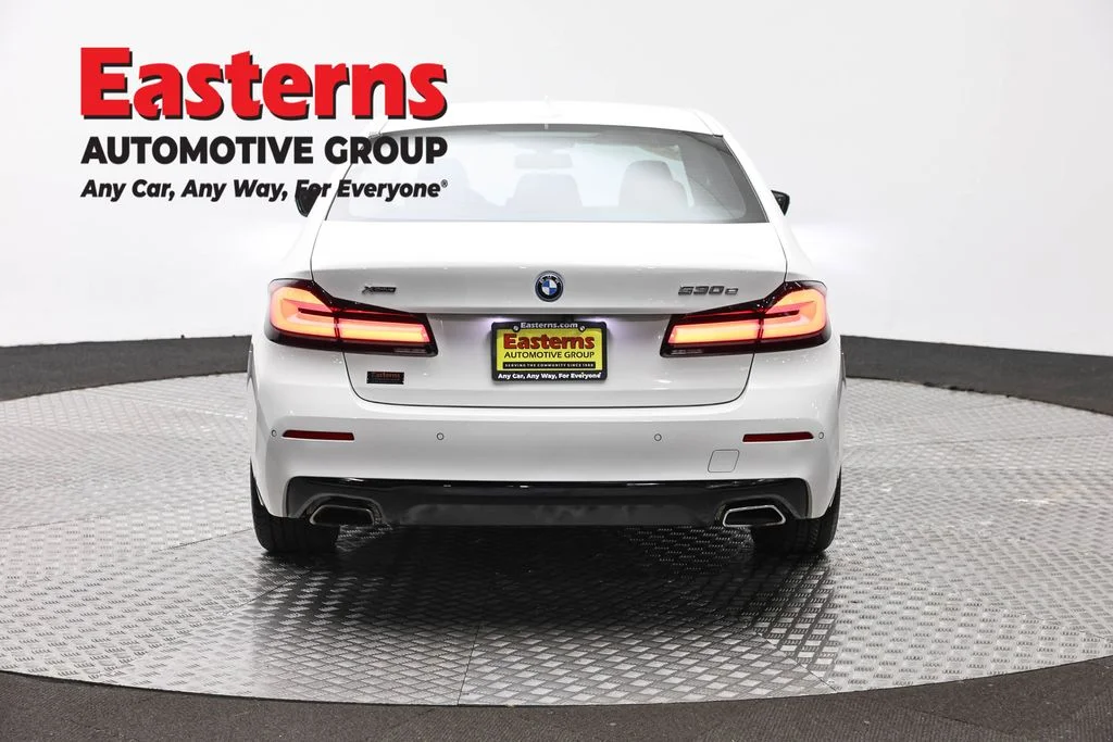 Used 2023 White BMW 530e iPerformance image 6