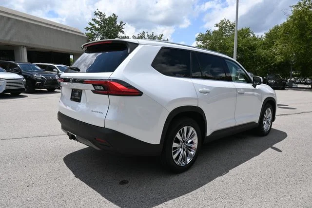 Used 2024 Beige Toyota Platinum image 3