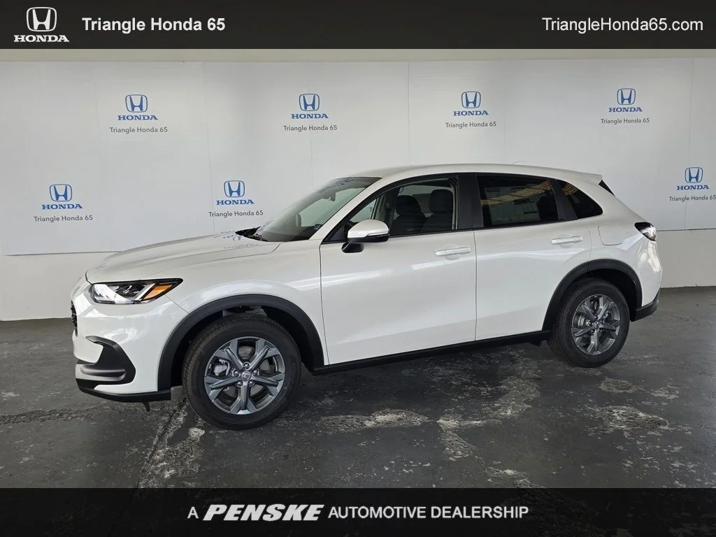 2026 Honda HR-V LX 2WD's photo