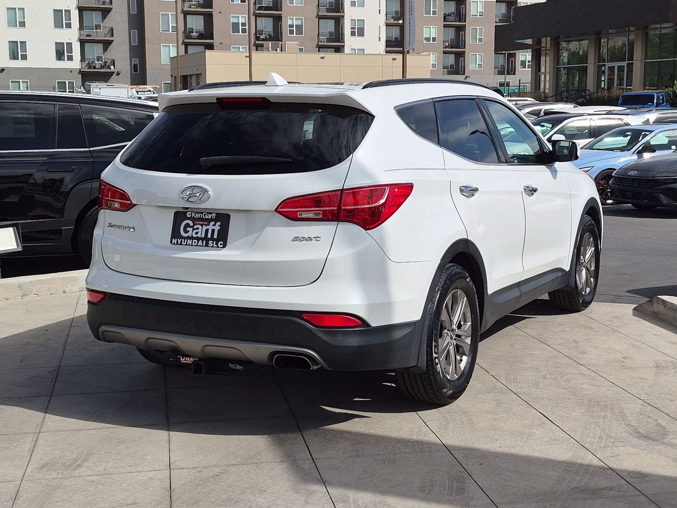Used 2016 Frost White Pearl Hyundai 2.4 Base image 3