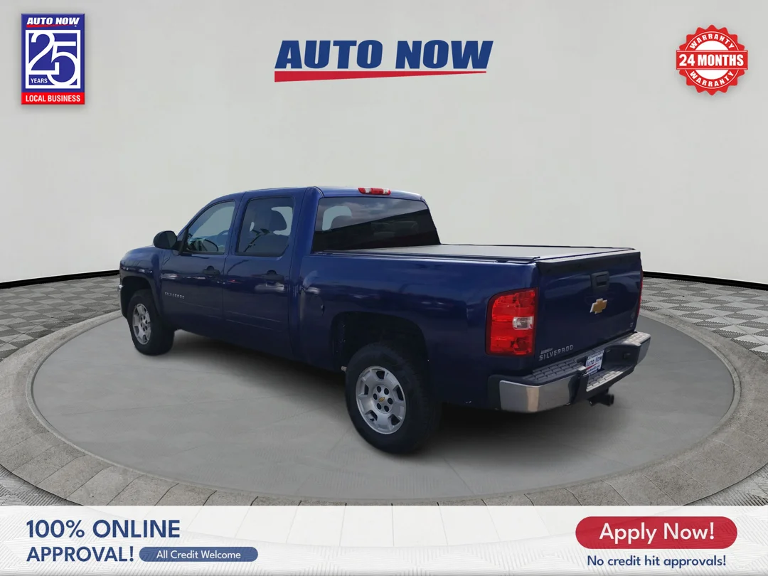 Used 2013 Blue Chevrolet LT image 4