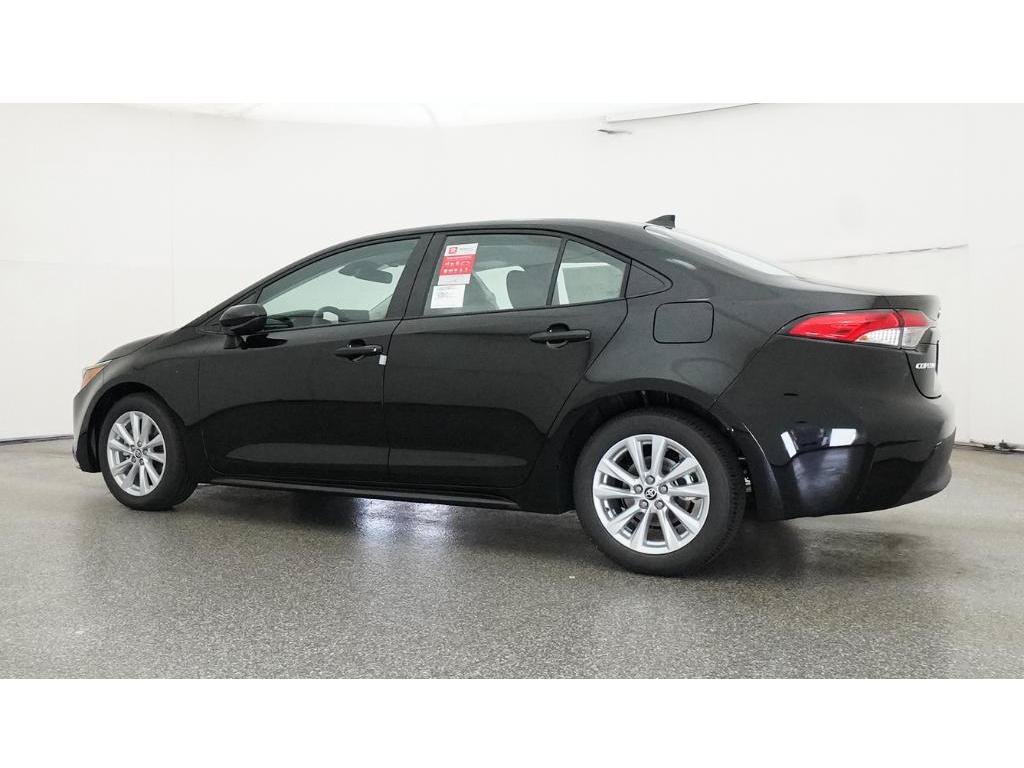 New 2026 Midnight Black Metallic Toyota LE image 20