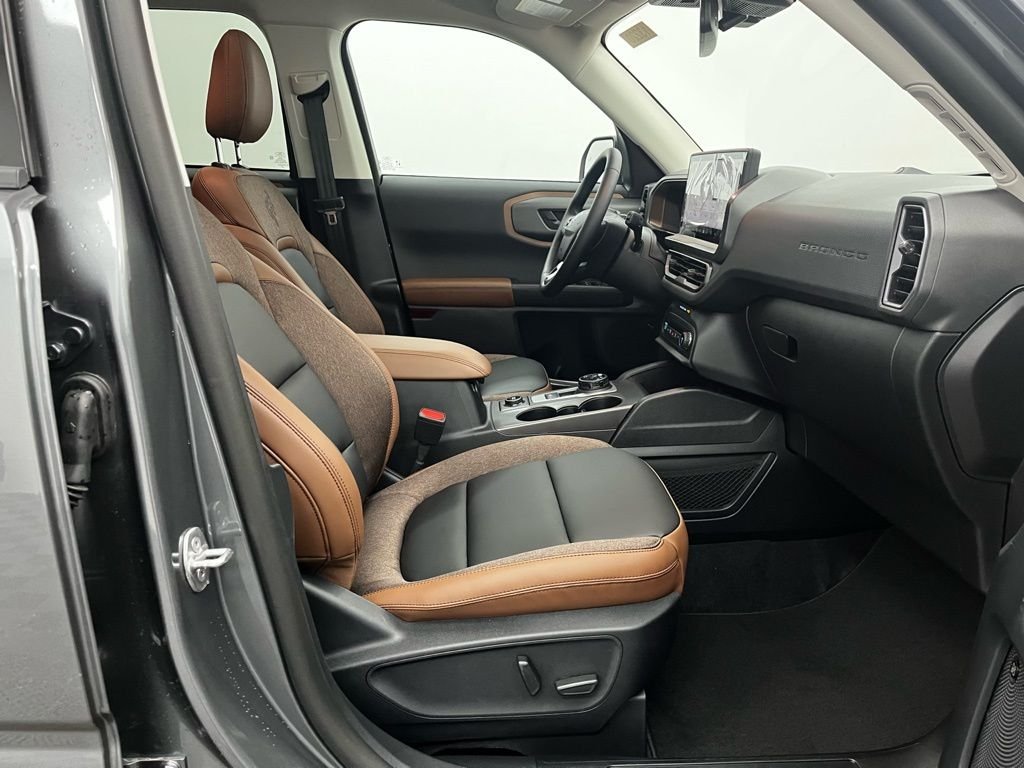 New 2026 Gray Ford Outer Banks image 26