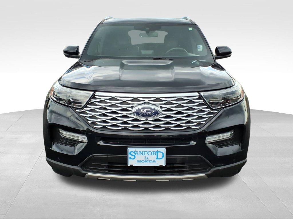 Used 2020 Black Metallic Ford Platinum image 2